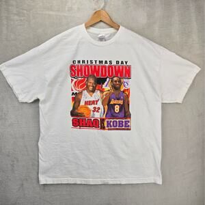 Vintage Kobe Bryant vs Shaquille O’Neal Shirt XXL Christmas Day Showdown 2004